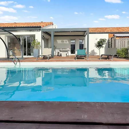 La Marine - 10 Pers Avec Piscine Vakantiehuis